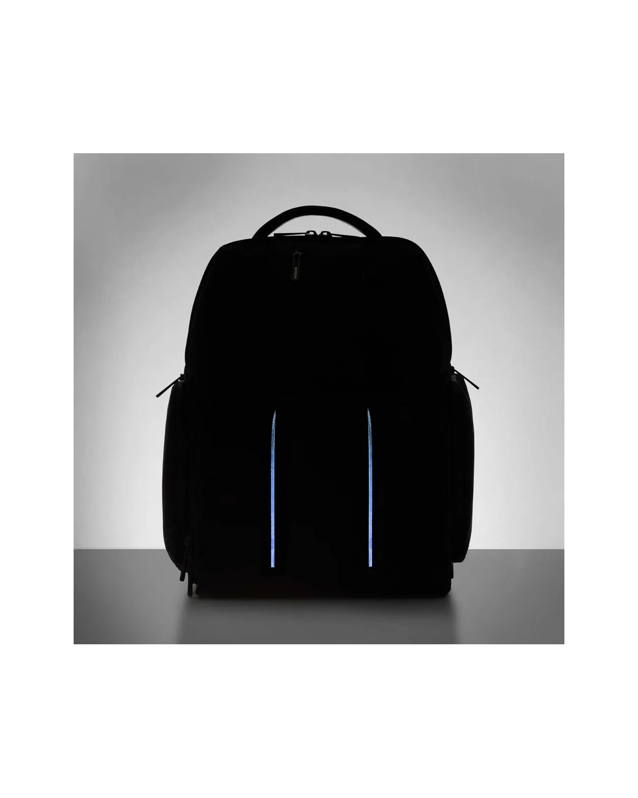 Piquadro - Zaino grande porta PC con luce LED - CA4532BR2L | Studioarch.com