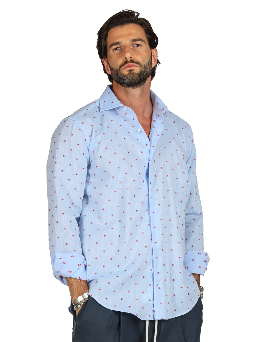 Salina - Camicia classica celeste con ricami rossi in lino